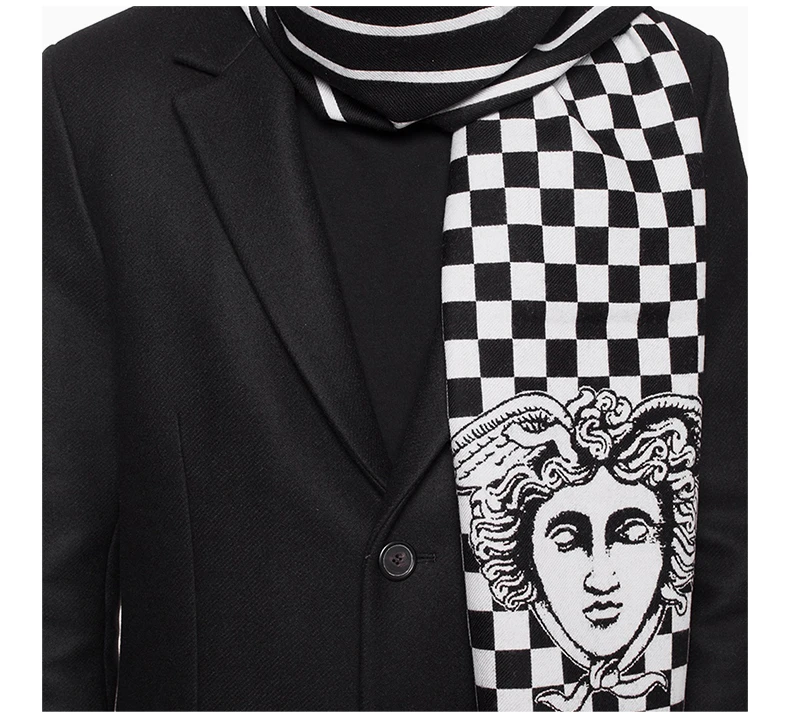 商品Versace|VERSACE 男士徽标刺绣围巾 ISC3301-IT02627-I4175,价格¥1221,第5张图片详细描述
