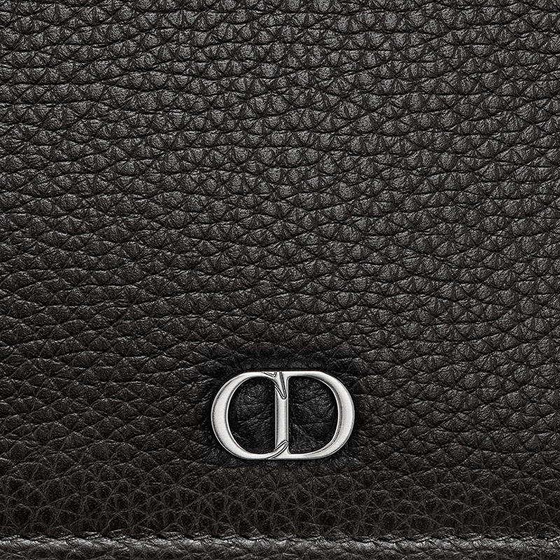 商品Dior|DIOR/迪奥 21年春夏款 男士黑色粒面小牛皮CD标志双折短款钱包,价格¥3858,第5张图片详细描述