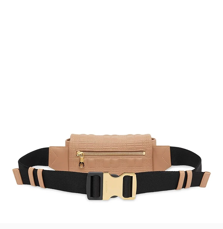 商品Burberry|Burberry 博柏利 女士裸粉色金属装饰腰包 8028871,价格¥4576,第4张图片详细描述