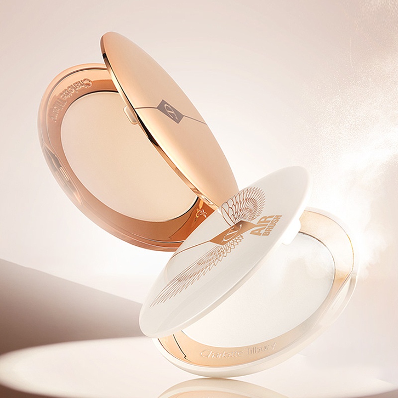 商品Charlotte Tilbury|CHARLOTTE TILBURY 白月光柔焦亮颜蜜粉饼9g 提亮保湿养肤定妆,价格¥422,第5张图片详细描述