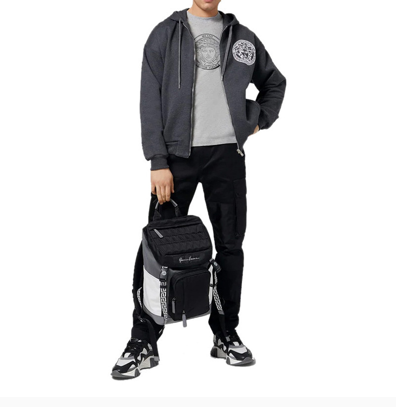 商品Versace|VERSACE 范思哲 男士灰色印花短袖T恤 A87381-A228806-A8026,价格¥1384,第10张图片详细描述