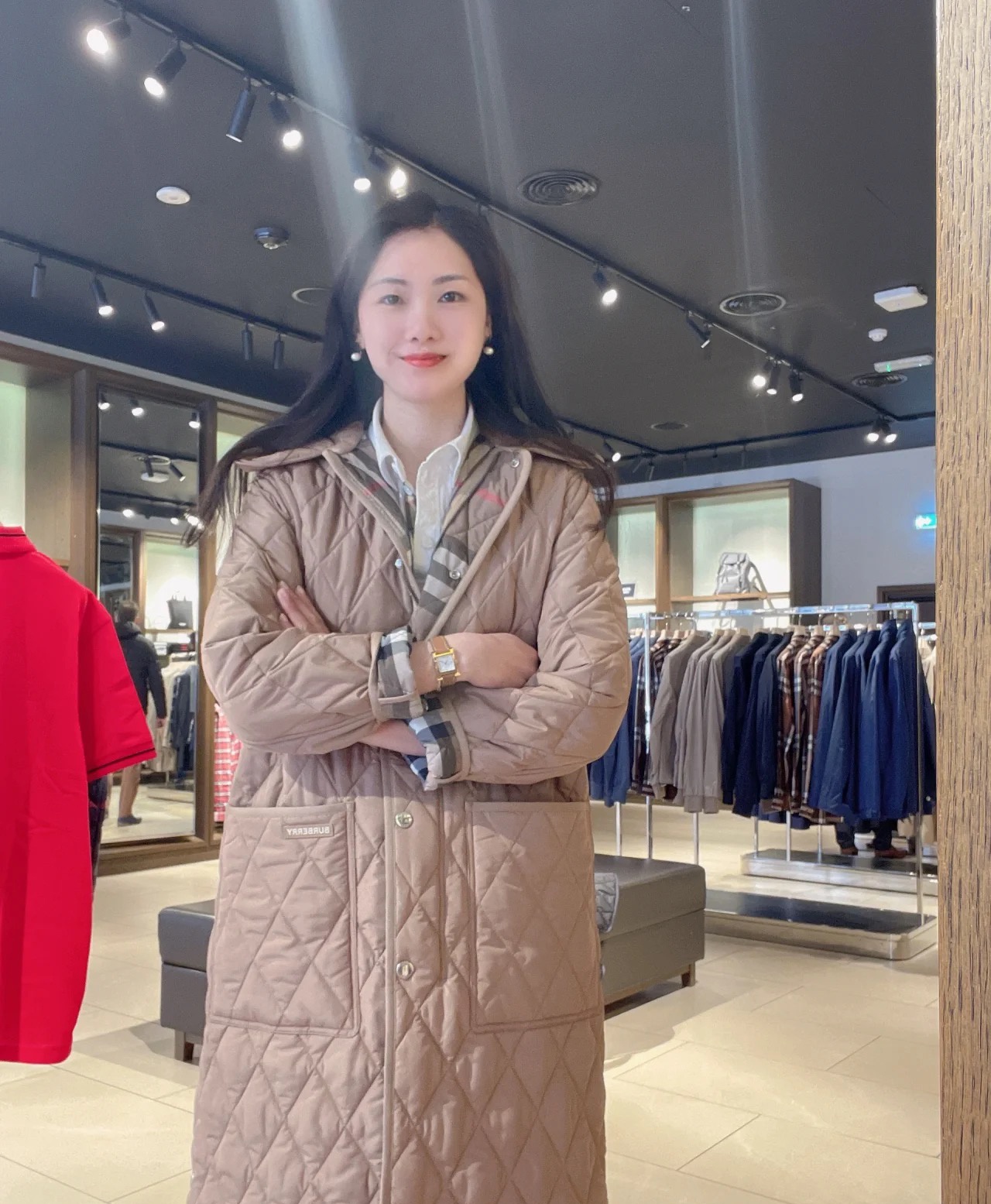 商品Burberry|Burberry博柏利 女士棕色聚酰胺绗缝细节徽标连帽羽绒服80842101,价格¥4003,第6张图片详细描述