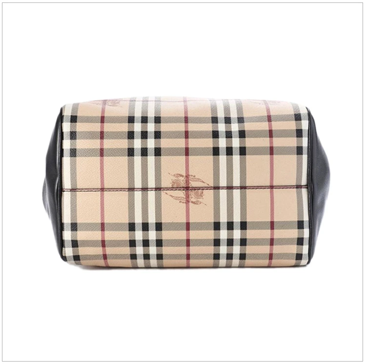 商品[国内直发] Burberry|Burberry 博�柏利 女士手提单肩包PVC格纹女包黑色 3925595,价格¥4412,第7张图片详细描述