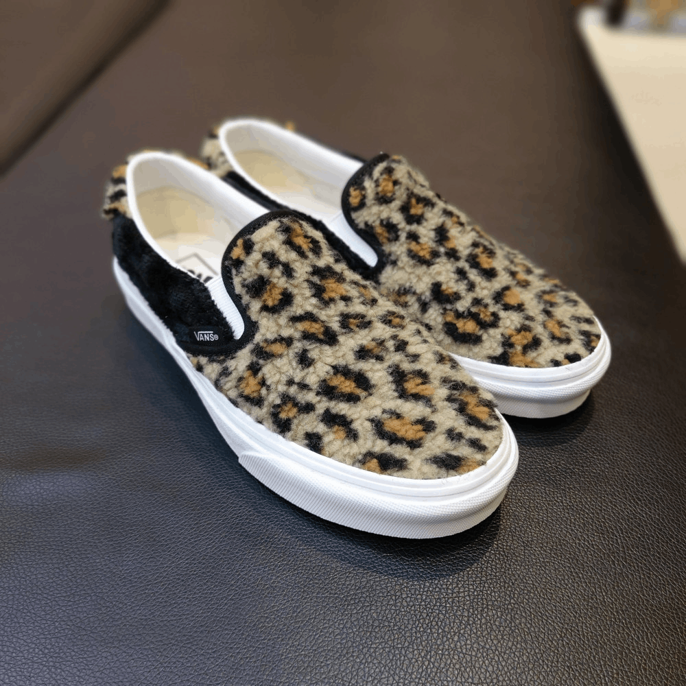 商品Vans|【韩国直邮|包邮包税】万斯 Slip-On 59 # Sherpa #男女通用鞋 # leopard/black (VN0A38GU6BX),价格¥355,第2张图片详细描述