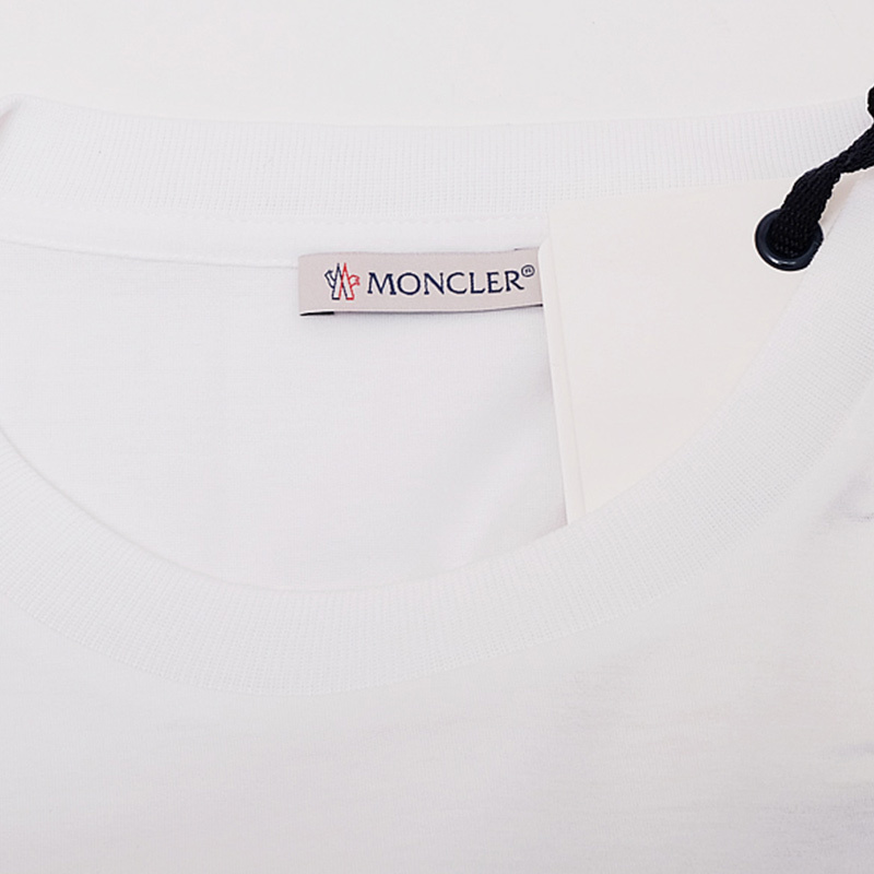 商品Moncler|Moncler 盟可睐 女士白色棉质短袖 8063700-8390X-001,价格¥1601,第4张图片详细描述