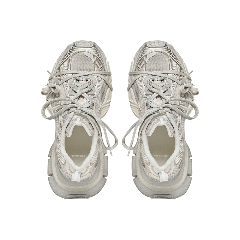 商品Balenciaga|巴黎世家 23新款 男米银色磨损网布聚氨酯运动鞋,价格¥7744,第3张图片详细描述