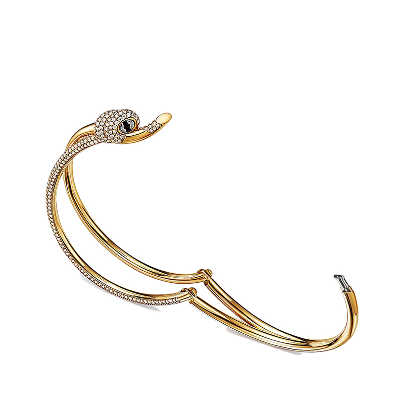 商品Tiffany & Co.|  Tiffany & Co./蒂芙尼 22春夏新款 Knot系列 18K金 黄金色 镶钻绳结双行铰链手镯GRP11999,价格¥216519,第5张图片详细描述
