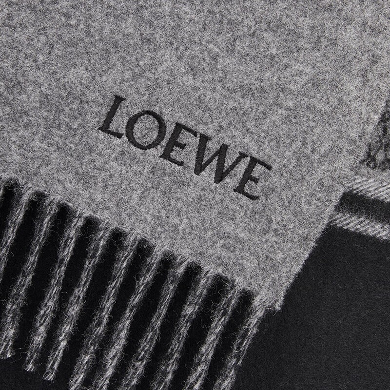 商品Loewe|罗意威（LOEWE）男士黑色/灰色羊毛和羊绒混纺拼色流苏围巾,价格¥3448,第7张图片详细描述