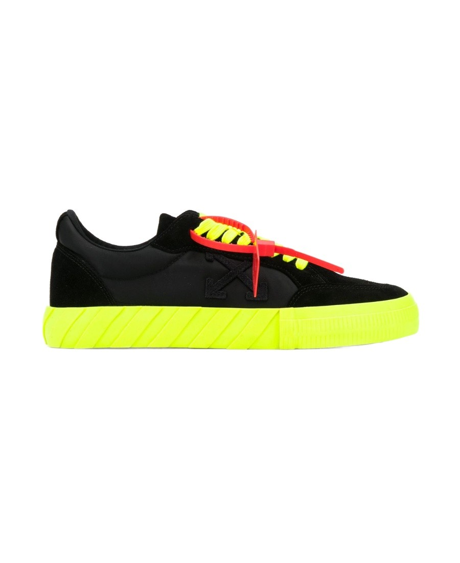 商品Off-White|男黑低帮箭头帆布鞋 OMIA085S20D39039-106238 （澳门仓发货）,价格¥1992,第2张图片详细描述