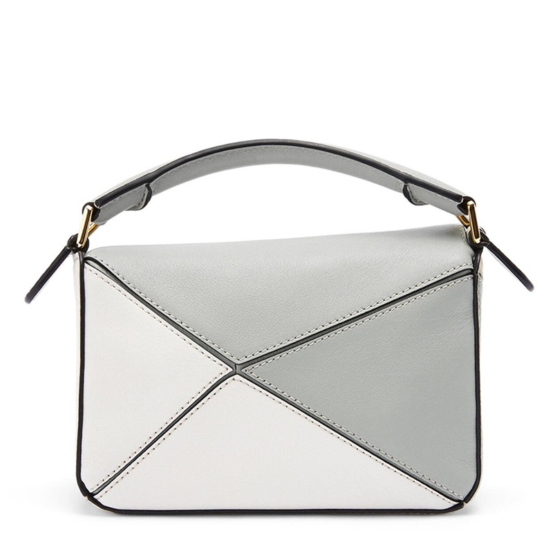 商品Loewe|Loewe/罗意威 22春夏新款Puzzle系列 女士迷你大理石灰色牛皮革几何线条可单肩斜挎手提拼图包 A510U95X34-1693,价格¥15727,第6张图片详细描述