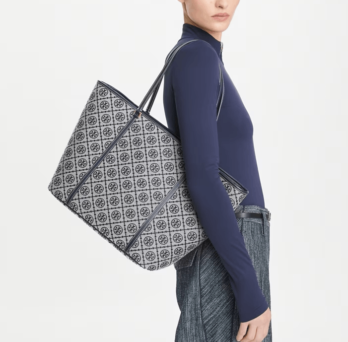 商品Tory Burch|汤丽伯奇女士T MONOGRAM拉链开合托特包单肩包子母包大号（香港仓发货）,价格¥2802,第9张图片详细描述