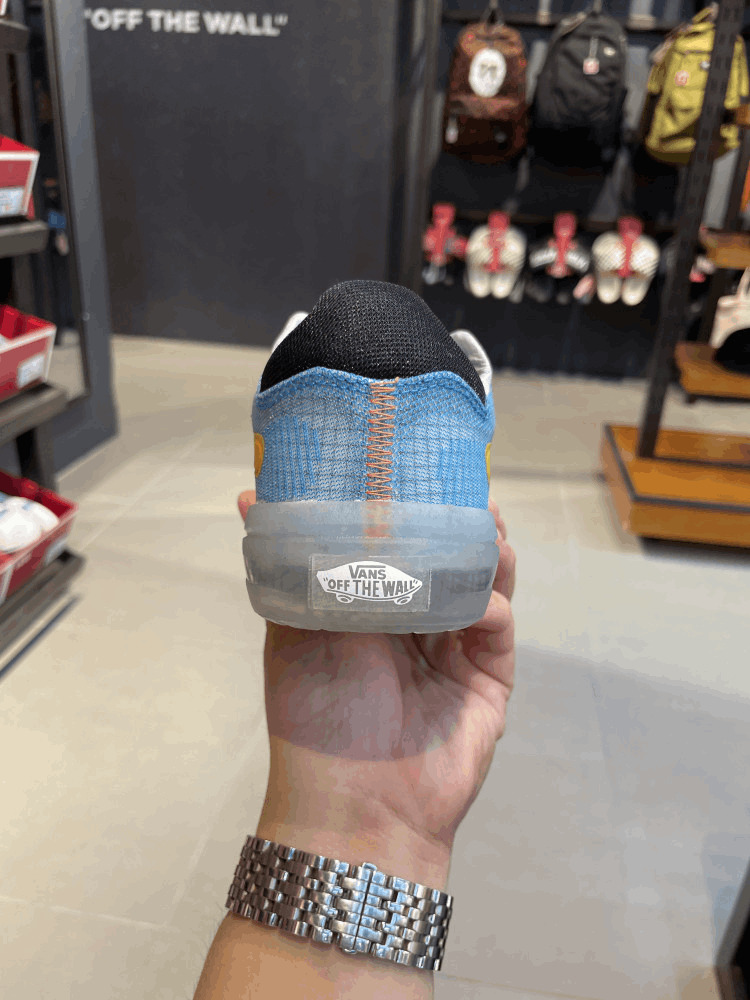 商品Vans|【韩国直邮|包邮包税】万斯 Evdnt Rw Ultimatewaffle # Checkerboard #男女通用鞋 # navy/blue (VN0A5DY58Y8),价格¥371,第7张图片详细描述