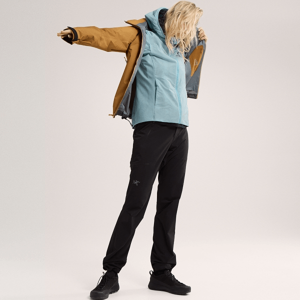 商品Arc'teryx|【Brilliant|包邮包税】ATOM HOODY W 始祖鸟[FW23] Atom 连帽衫 女 AJNFWX6780,价格¥2975,第53张图片详细描述