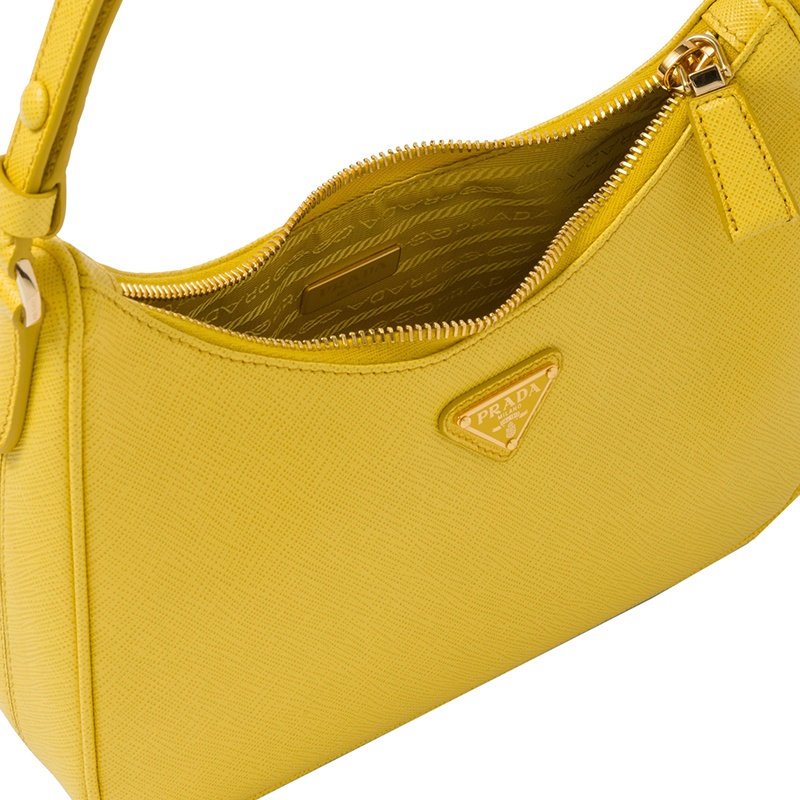 商品Prada|PRADA/普拉达 22新款 女士mini阳光黄saffiano皮革阴影纹理金色徽标单肩腋下流浪包1BC204_NZV_F0DLC_V_JOO,价格¥15001,第5张图片详细描述