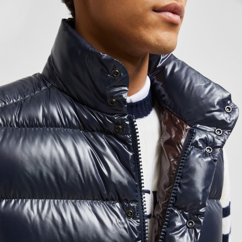 商品Moncler|蒙口 TIBB系列男士深蓝色无袖羽绒服 J20911A0009668950742（两色可选）,价格¥7104,第7张图片详细描述