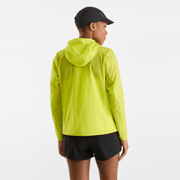 商品Arc'teryx|【Brilliant|包邮包税】始祖鸟 INCENDO AIRSHELL HOODY W[SS23] 新款上市 Incendo Air Shell 连帽衫女装 AJNSWX7043,价格¥1851,第23张图片详��细描述