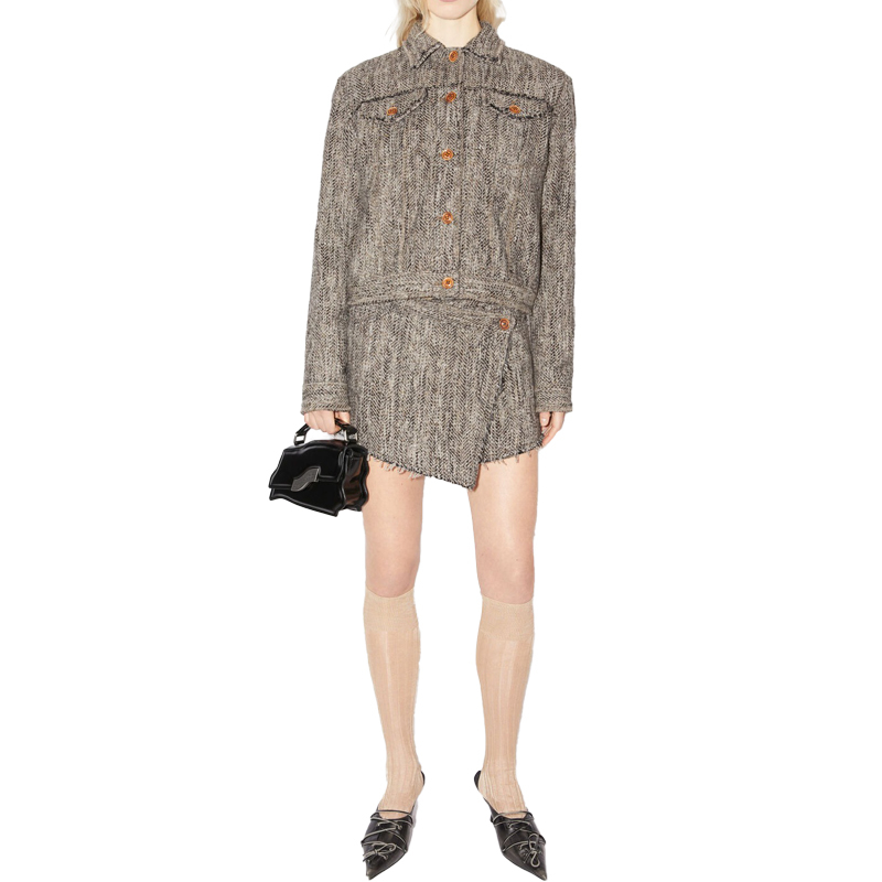 商品Acne Studios|23新款女士迷你黑色皮波浪状异形斜挎包,价格¥8839,第3张图片详细描述