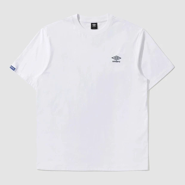 商品Umbro|【享贝家】ZY-（预售款）UMBRO茵宝 24新款 运动休闲户外小标logo宽松短袖T恤 男女同款 UP123CRS19,价格¥206,第1张图片详细描述