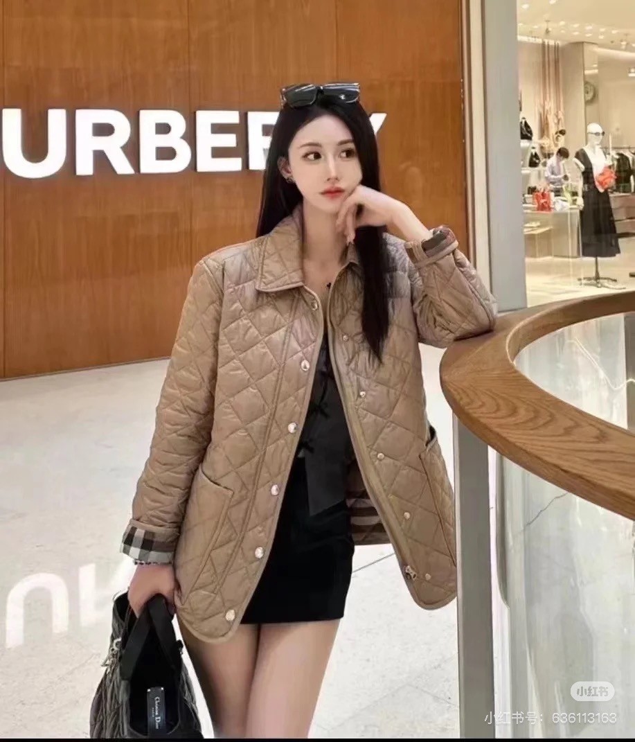 商品Burberry|BURBERRY/博柏利 女士米色聚酰胺贴袋按扣开襟棉服80841951,价格¥2968,第3张图片详细描述