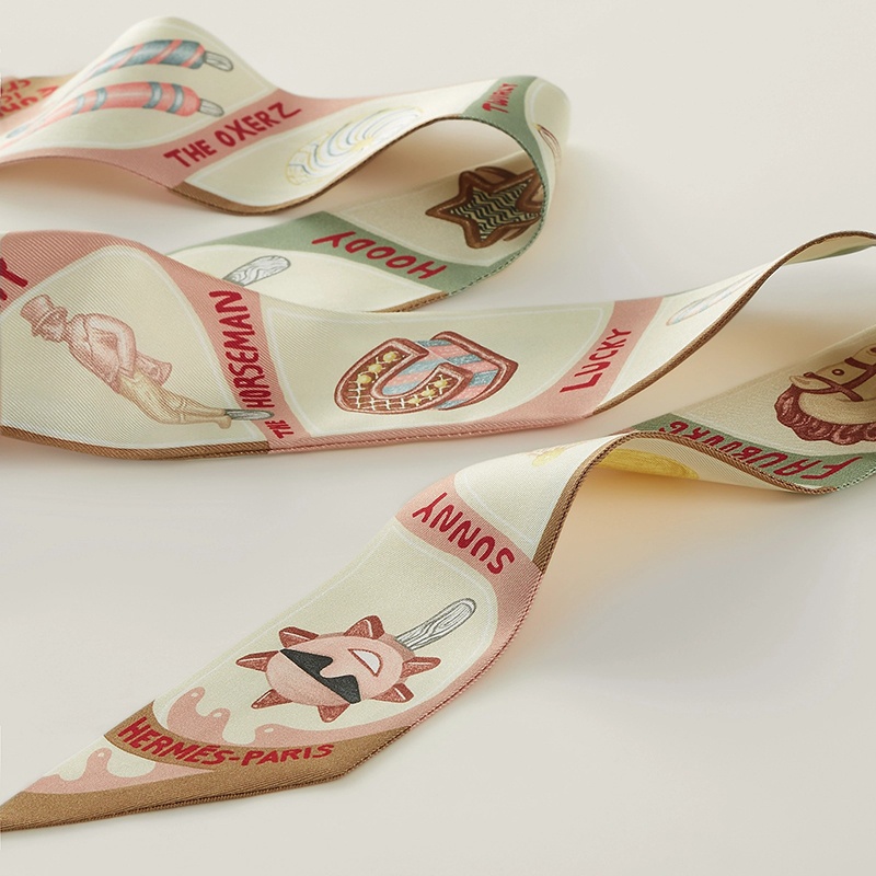 商品Hermes|爱马仕女士Twilly白色桑蚕丝冰淇凌印花丝巾H064109S02,价格¥1914,第3张图片详细描述