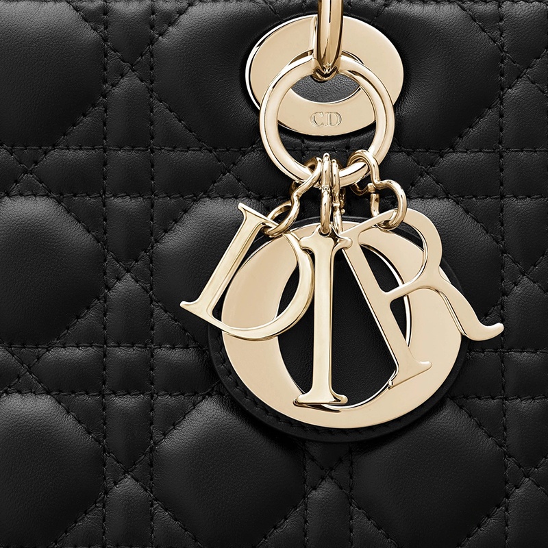 商品Dior|DIOR/迪奥 20女士 LADY DIOR黑色小羊皮中号手提包 ,价格¥45895,第4张图片详细描述