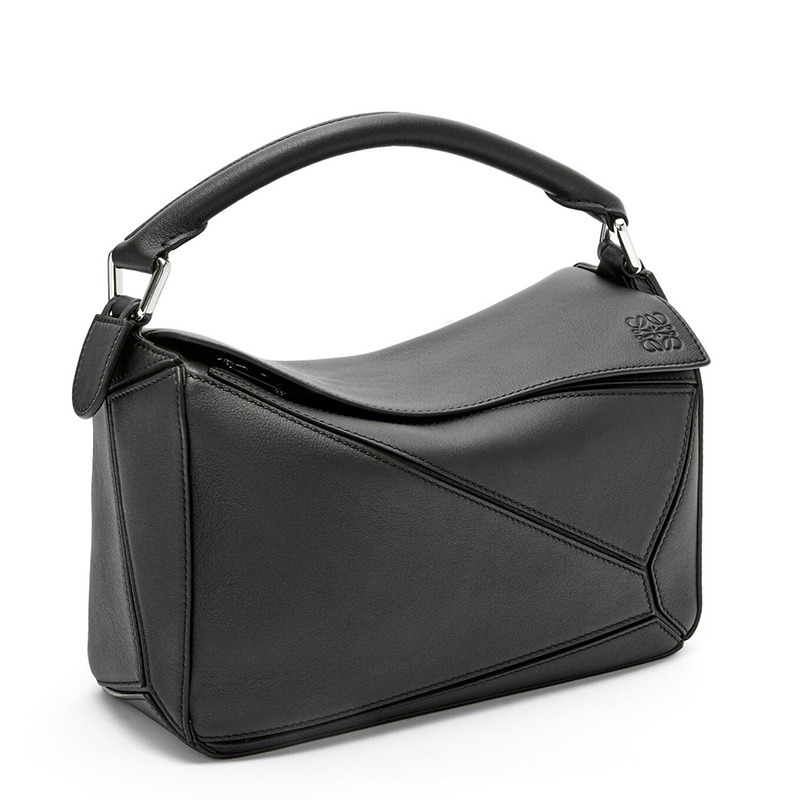 商品Loewe|LOEWE/罗意威 经典款Puzzle系列 女士小号黑色小牛皮手提斜挎单肩拼图包322.30.S21-1100,价格¥20195,第5张图片详细描述