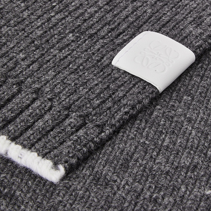 商品Loewe|LOEWE/罗意威 男女通用深灰色白色羊毛罗纹针织围巾,价格¥1057,第3张图片详细描述