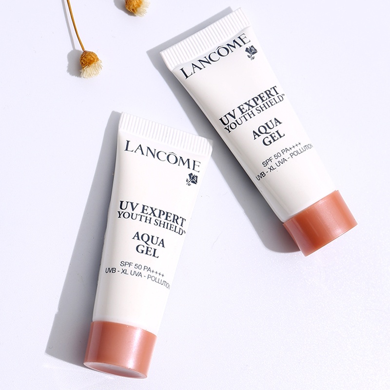 商品[国内直发] Lancôme|兰蔻二代小白管轻透水漾养肤防晒乳SPF50 10ml（限期20230301）,价格¥61,第1张图片详细描述