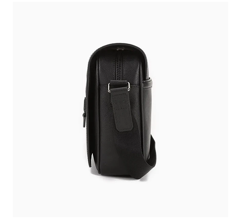 商品Bally|BALLY 男士黑色皮革撞色条纹邮差包斜挎包 6238770,价格¥3265,第6张图片详细描述