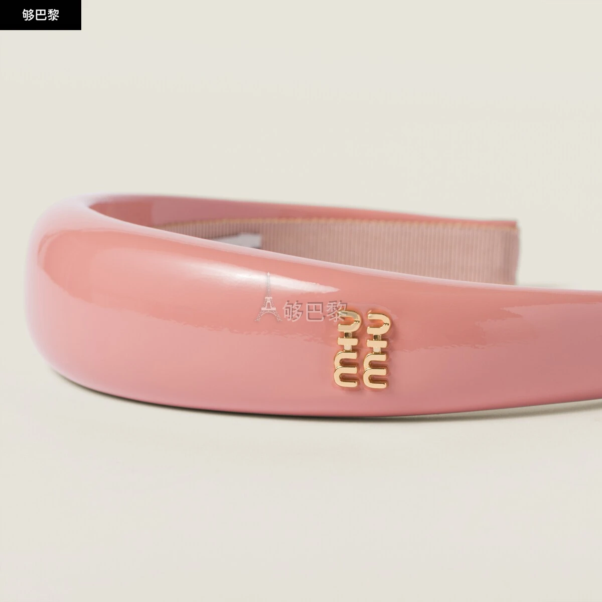 商品Miu Miu|【预售】 缪缪 25春夏 女士 发夹 Bandeau en cuir verni 5IH025_069_F0D61 ,价格¥3909,第4张图片详细描述