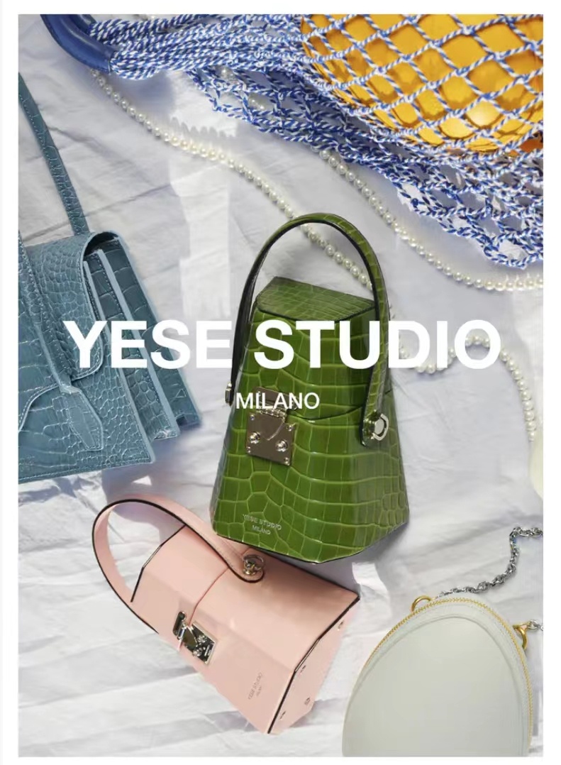 商品YESE STUDIO|【国内直发】YESE STUDIO CRIS 意大利盒子包斜挎香水包,价格¥2763,第1张图片详细描述