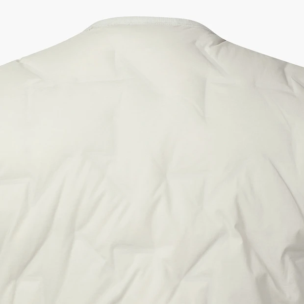 商品【预售商品15天发货】 DESCENTE|高尔夫女性轻便羽绒背心适合冬季穿搭 DO32WFDV93-LBGG,价格¥1274,第15张图片详细描述