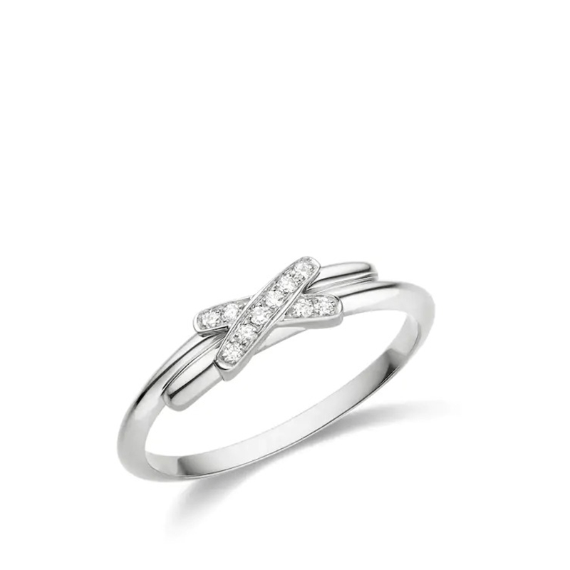 商品Chaumet|【预售3-4周】Chaumet/尚美 经典JEUX DE LIENS系列 18k金白金缘系一生钻石戒指082217,价格¥9866,第2张图片详细描述