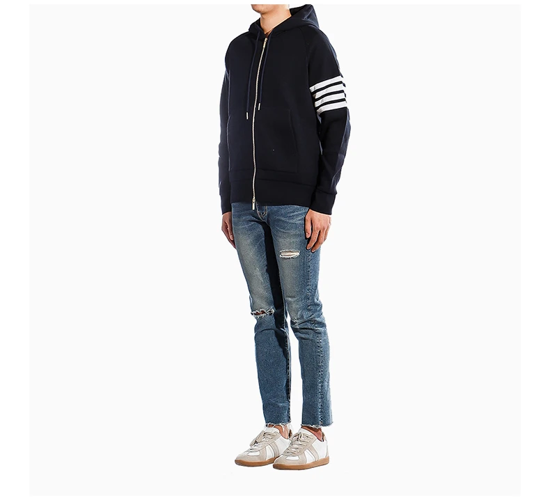 商品[国内直发] Thom Browne|THOM BROWNE 男士海军蓝色臂章拉链连帽衫 MJT204A-06452-415,价格¥7909,第6张图片详细描述