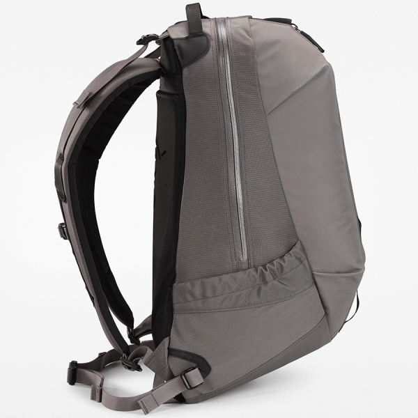 商品Arc'teryx|【Brilliant|包邮包税】始祖鸟 ARRO 22 BACKPACK[SS23] 新款上市 Aro 22 背包 ABNSUX4618,价格¥2409,第22张图片详细描述