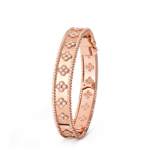 商品Van Cleef & Arpels| Van Cleef & Arpels/梵克雅宝 Perlée trèfles系列 18K金玫瑰金三叶草图案镶嵌80颗钻石手镯VCARN5B200,价格¥231224,第3张图片详细描述