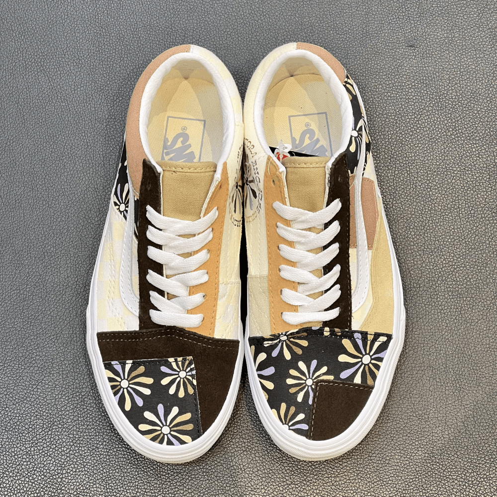 商品Vans|【韩国直邮|包邮包税】万斯[VANS] Ua Old Skool Patchwork # Divine # 女士鞋 # multi/true white (VN0A7Q4PAS0),价格¥259,第2张图片详细描述