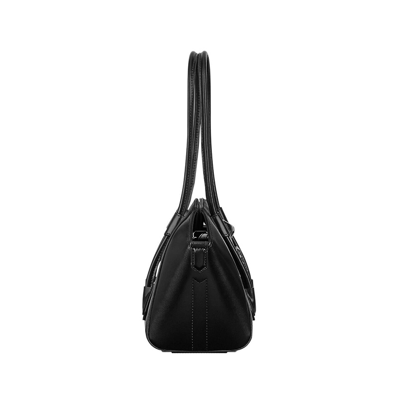 商品Givenchy|【现货】纪梵希 2021春夏新款 ANTIGONA LOCK系列 女士迷你黑色小牛皮磁扣可拆卸4G挂锁单肩斜挎包BB50H1B00D-001,价格¥6071,第2张图片详细描述