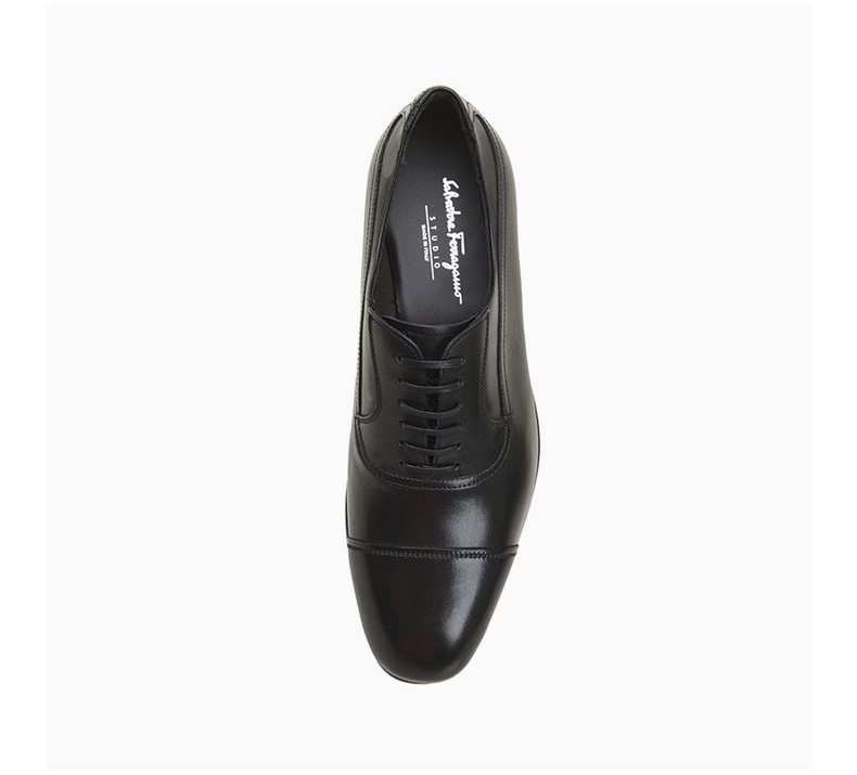 商品Salvatore Ferragamo|SALVATORE FERRAGAMO 男士黑色系带鞋 0617316,价格¥2853,第9张图片详细描述