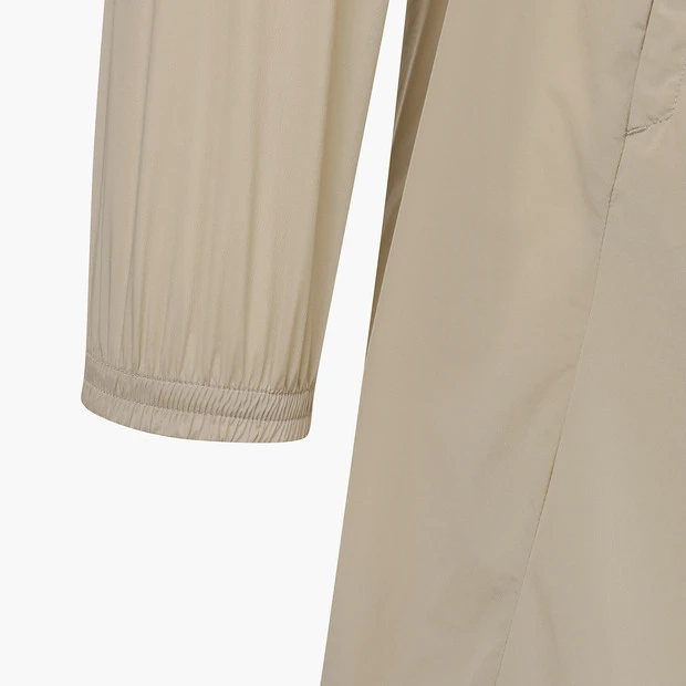 商品【预售商品15天发货】 DESCENTE|GOLF女性轻便长款外套适合春秋季节 DP12WFBL35-DBEG,价格¥1852,第25张图片详细描述