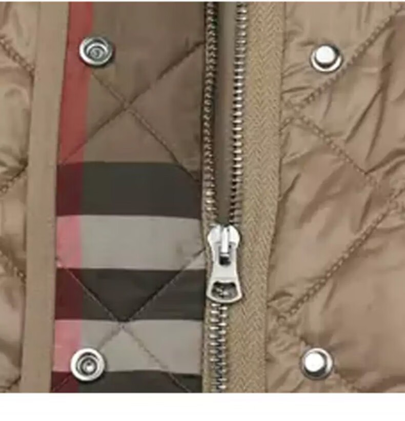 商品Burberry|BURBERRY/博柏利 女士米色聚酰胺贴袋按扣开襟棉服80841951 时尚优雅百搭,价格¥3033,第6张图片详细描述
