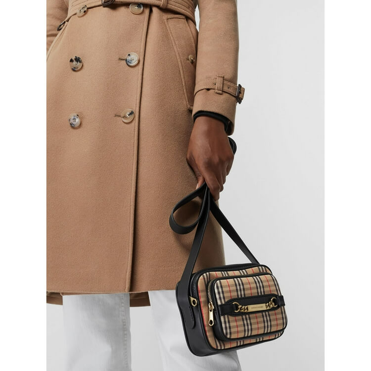 商品Burberry|棋盘格相机包,价格¥7386,第7张图片详细描述