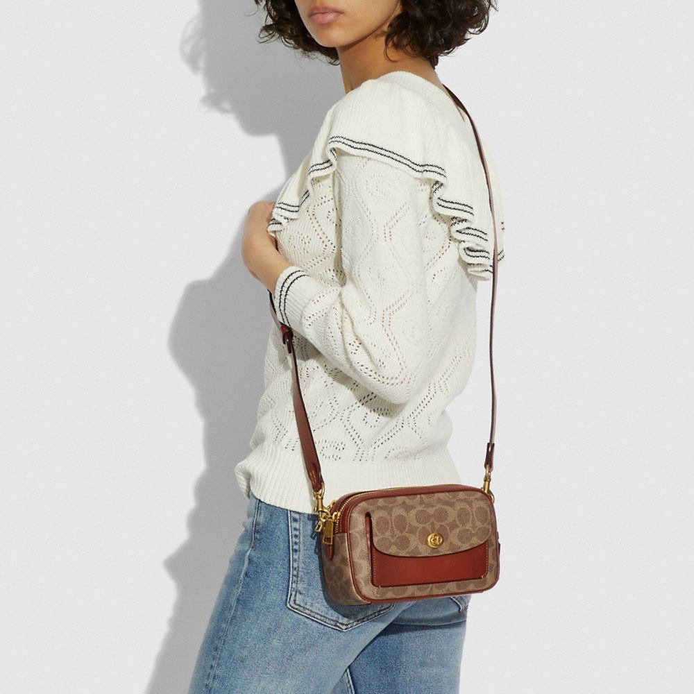 商品[国内直发] Coach|蔻驰女包奢侈品包包WILLOW白色拼色皮质相机包小方包双拉链单肩斜挎包节日生日礼物送女友C0695 B4CAH,价格¥812,第5张图片��详细描述