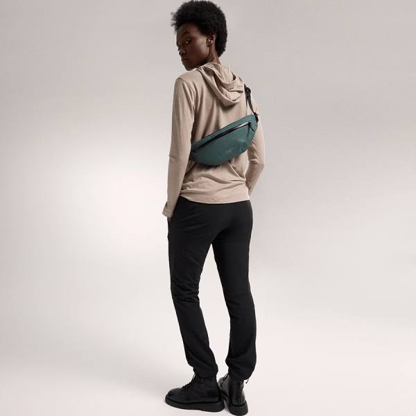 商品Arc'teryx|【Brilliant|包邮包税】始祖鸟[FW23] GRANVILLE CROSSBODY BAG 格兰维尔斜挎包 ABNFUX7015,价格¥1389,第15张图片详细描述