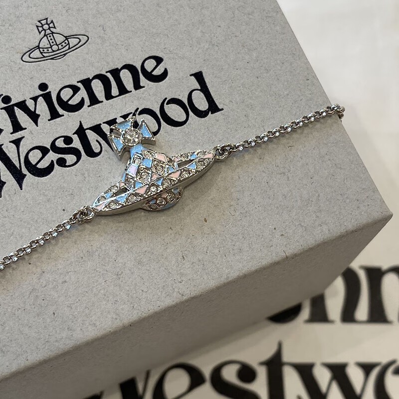 商品Vivienne Westwood|VIVIENNE WESTWOOD/西太后 女士蓝/白色徽标手链,价格¥610,第2张图片详细描述