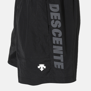 商品DESCENTE|【享贝家】（国内现货）DESCENTE 迪桑特 字母运动休闲短裤 男款 黑色 SN223EHP59-BLK G-QD,价格¥507,第7张图片详细描述