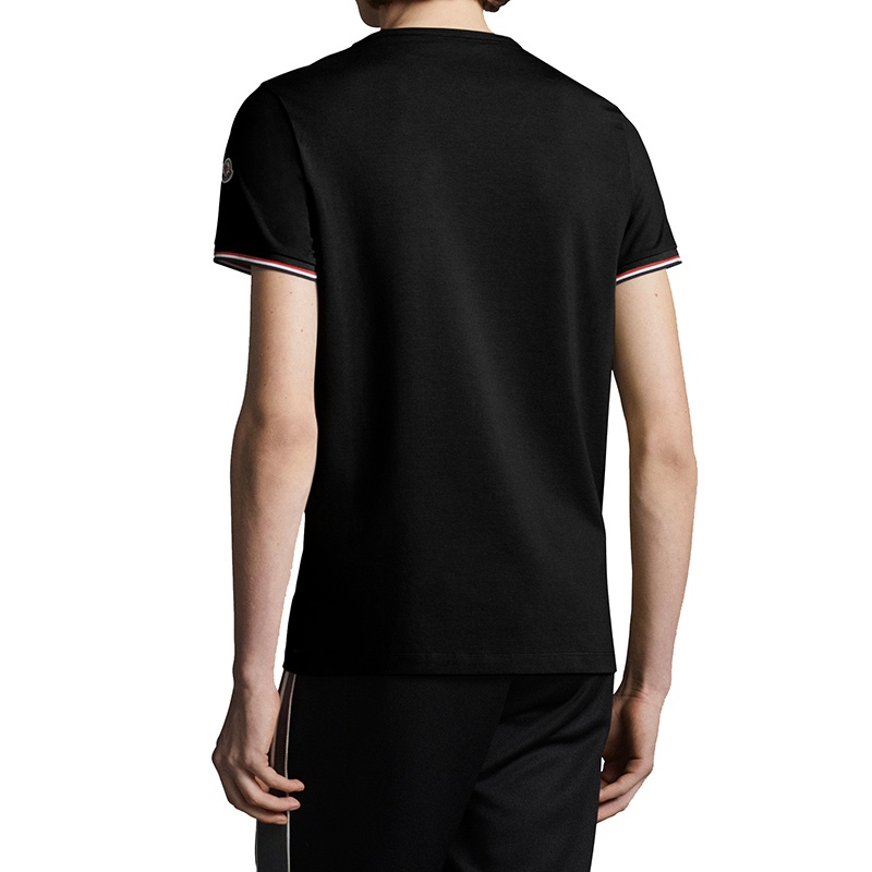 商品Moncler|【包税】Moncler/蒙克莱 22年秋冬新款 男士黑色棉质混纺三色细节短袖T恤H10918C7160087296999,价格¥1706,第4张图片详细描述
