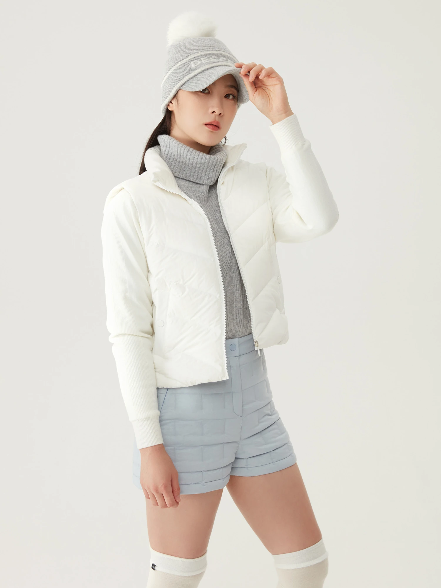 商品【预售商品15天发货】 DESCENTE|高尔夫系列女性绗缝A字短裤时尚舒适 DO42WFSPO2-LVDG,价格¥1157,第12张图片详细描述