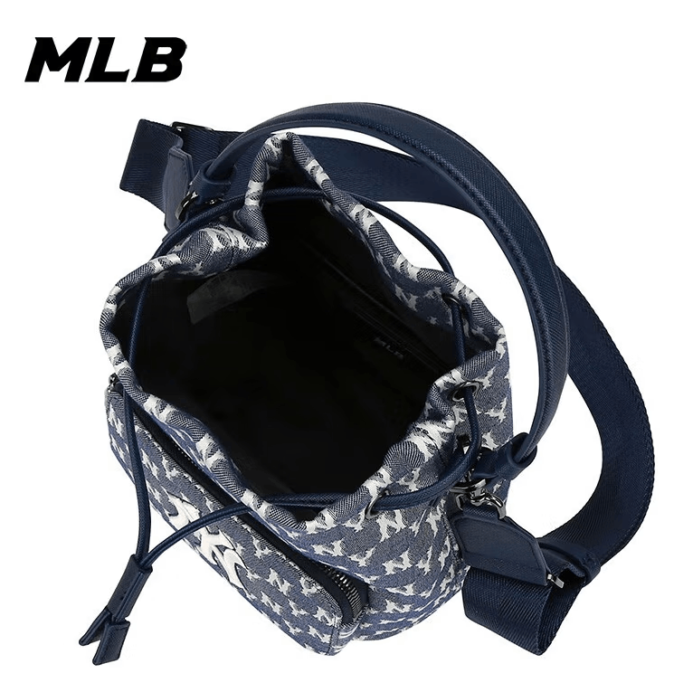 商品MLB|【享贝家】MLB单肩包复古满花系列抽绳斜挎手提包手拎水桶包米色/藏蓝色FREE均码32BG34111,价格¥478,第8张图片详细描述