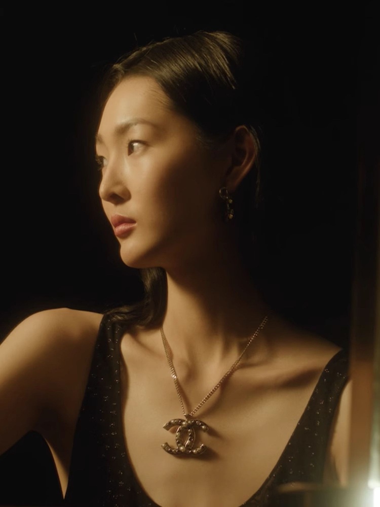 商品Chanel|Chanel香奈儿奢华精萃精华水125ML,价格¥1477,第4张图片详细描述